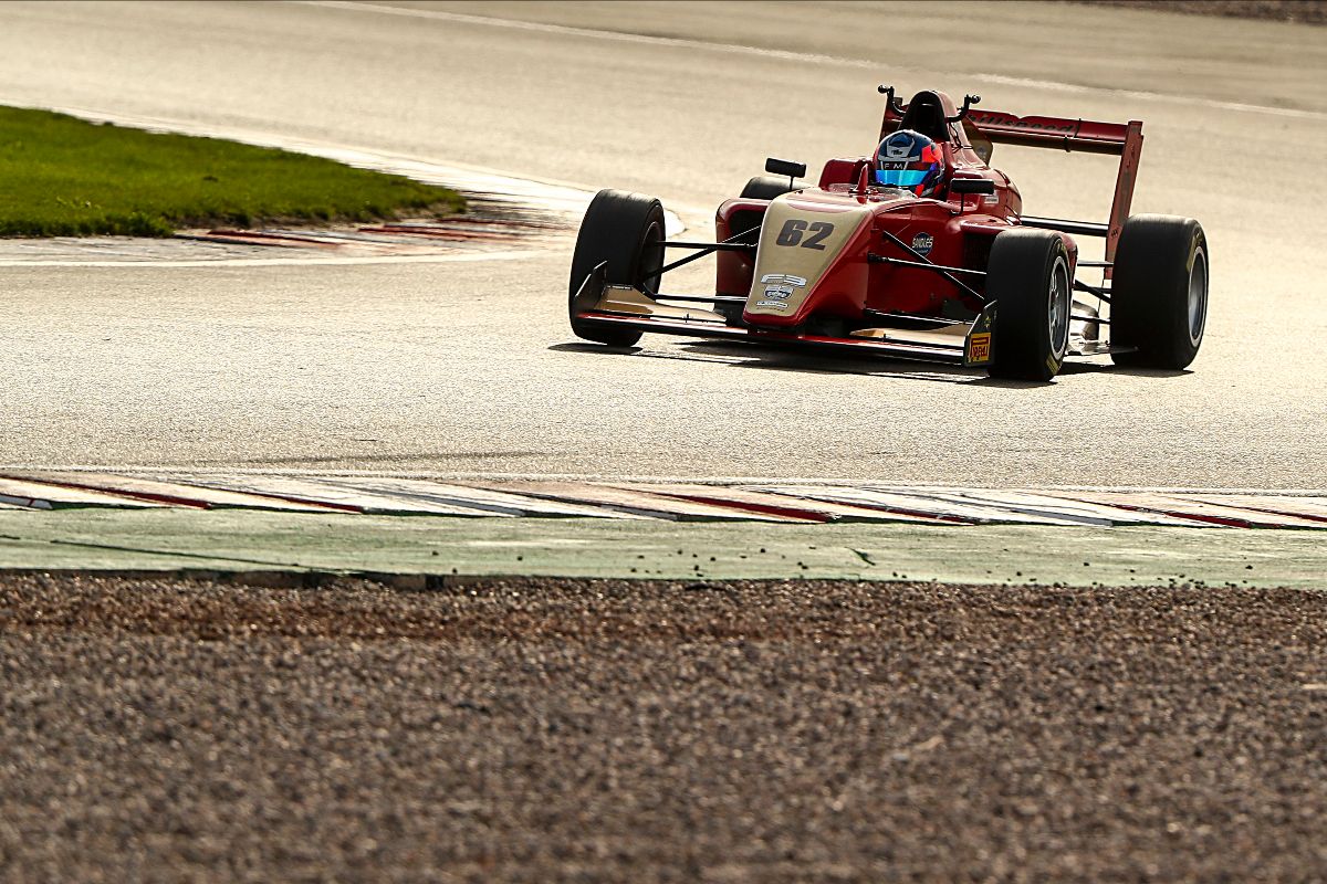 68a81092-7063-4b53-886c-aefabf677723