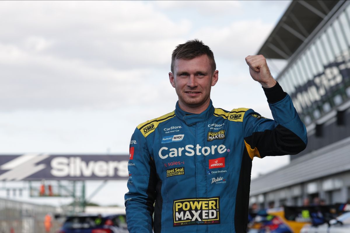 ead00d50-00fb-4ede-e175-a41e2837eeda